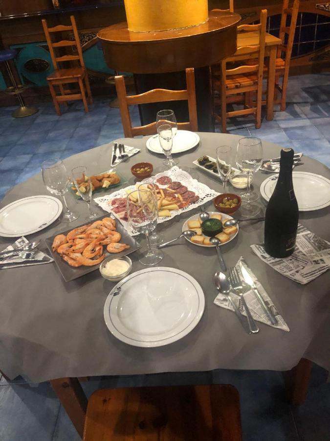 Hostal Restaurante La Cepa Cenicero Extérieur photo