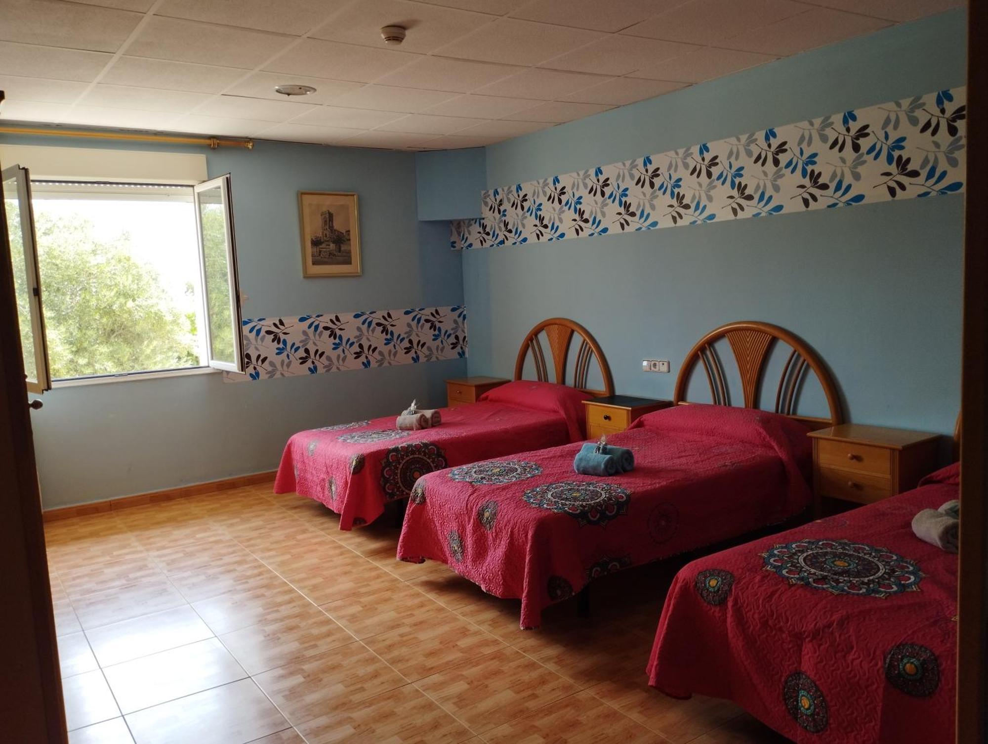 Hostal Restaurante La Cepa Cenicero Extérieur photo