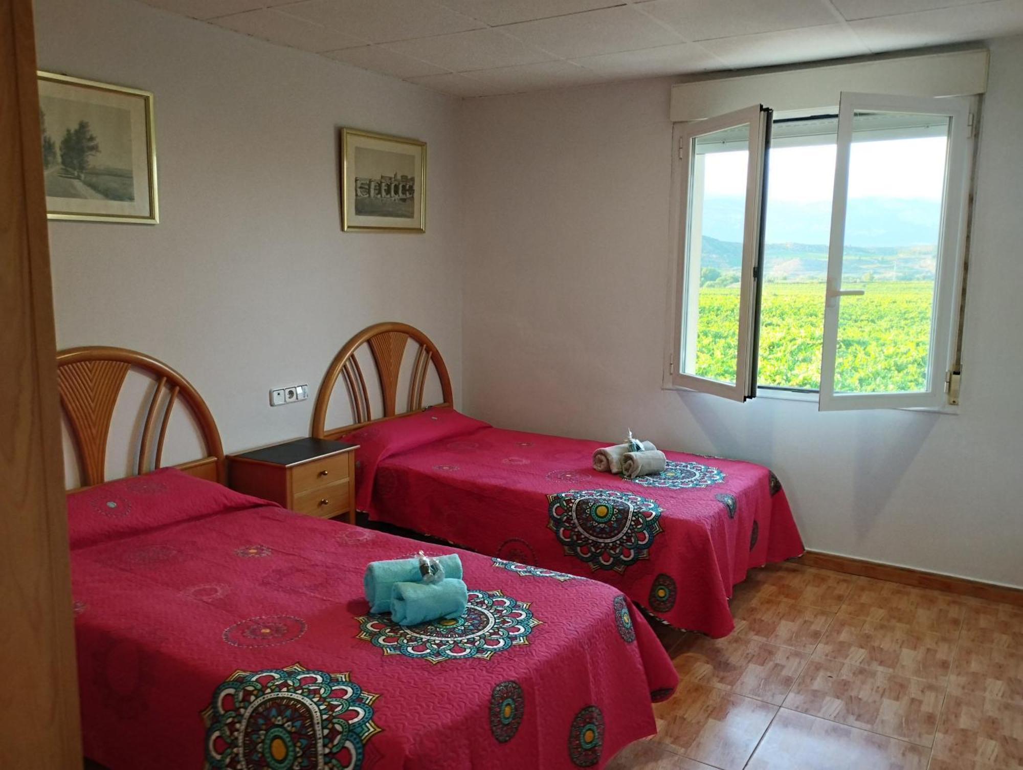 Hostal Restaurante La Cepa Cenicero Extérieur photo