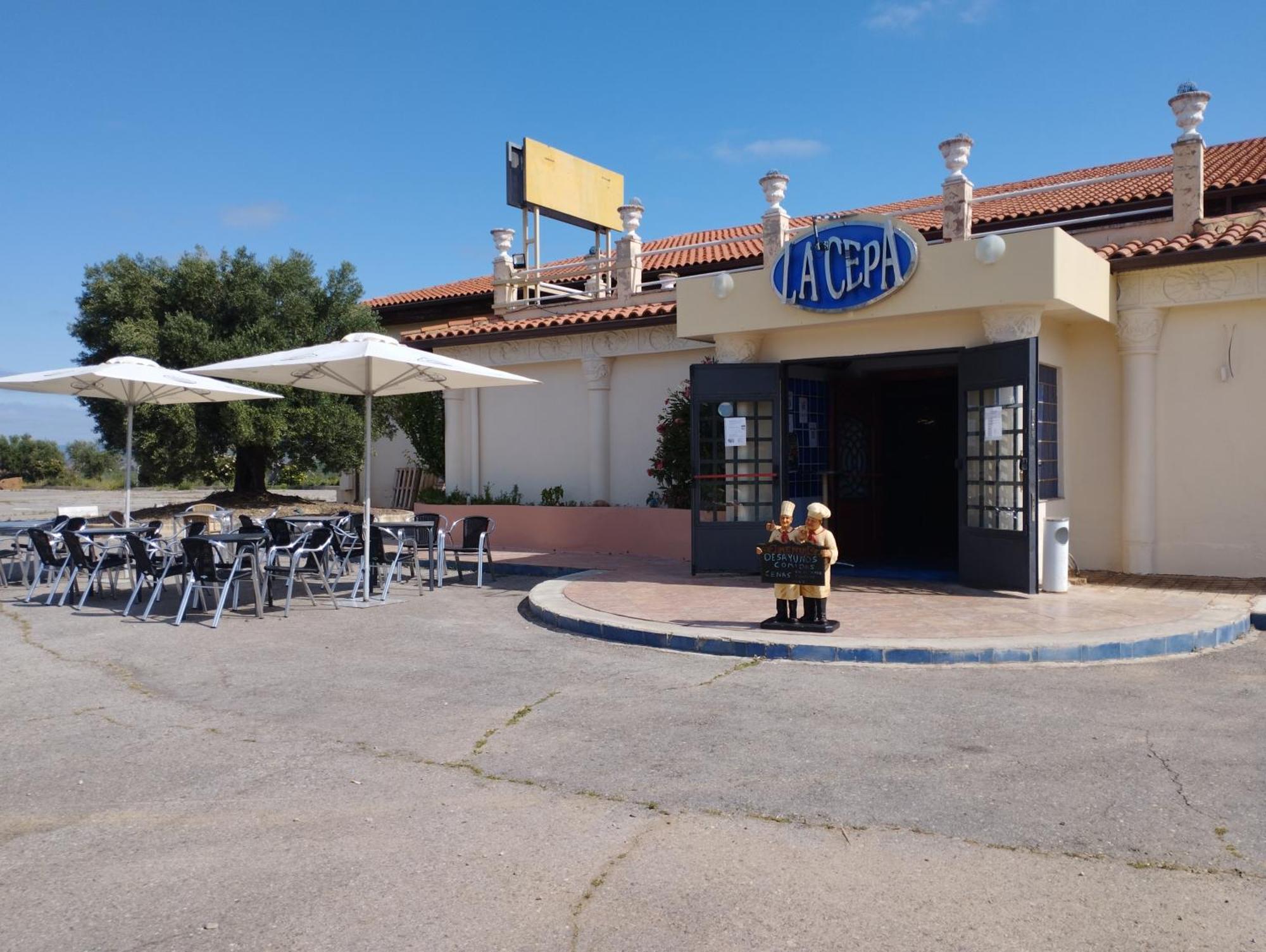 Hostal Restaurante La Cepa Cenicero Extérieur photo